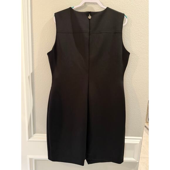 057 Tommy Hilfiger Women's Black Sleeveless Gold Button Dress Sz 18 - Picture 4 of 8